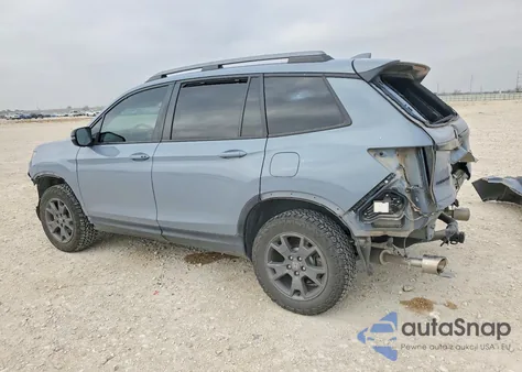 2024 Honda Passport Trail Sport z USA, uszkodzony, nr VIN 5FNYF8H62RB014960